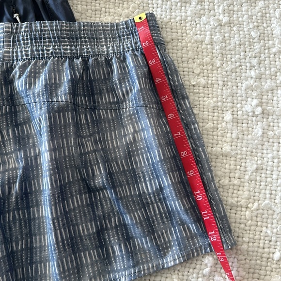 Vuori Dash Shorts - Picture 6 of 7